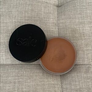 Saie Bronzer in Medium Bronze